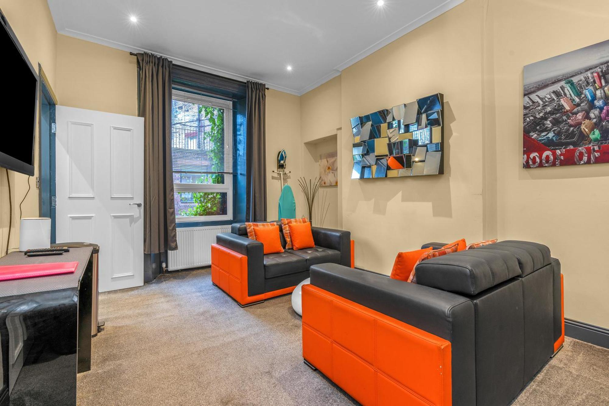 Cosy Modern City Centre Flat Edinburgh Exterior photo